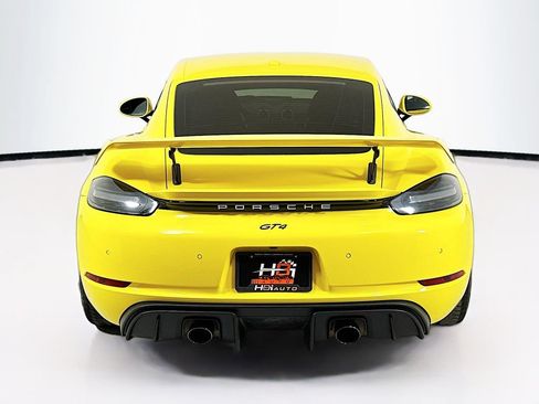Used 2022 Porsche 718 Cayman GT4 RWD image 7
