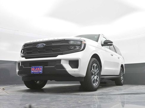 New 2026 Ford Expedition Max Active image 20