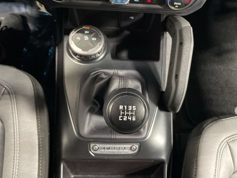 Used 2024 Ford Bronco Big Bend AWD/4WD image 42