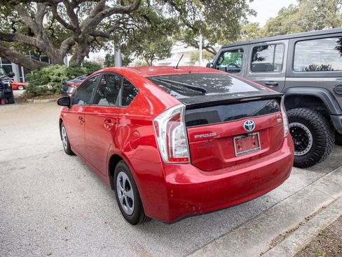 Used 2012 Toyota Prius Four image 10