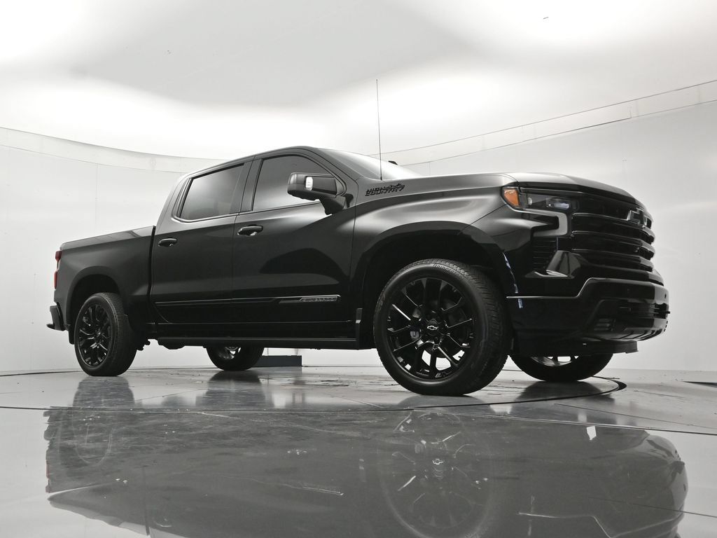 Used 2026 Chevrolet Silverado 1500 High Country w/ Midnight Edition AWD/4WD image 41