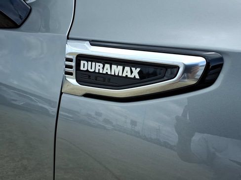 New 2026 GMC Yukon XL Denali w/ Denali Reserve Package AWD/4WD image 11