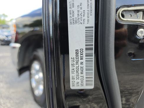 Used 2024 RAM 2500 Big Horn image 37