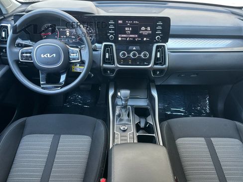 Certified 2023 Kia Sorento LX FWD image 14