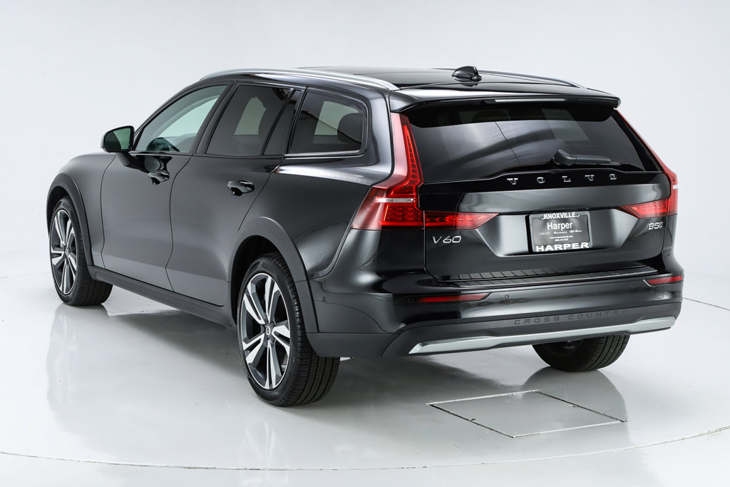 Used 2024 Volvo V60 B5 Cross Country Plus w/ Protection Package Premier AWD/4WD image 50