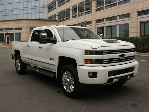 Used 2019 Chevrolet Silverado 2500 LTZ w/ Duramax Plus Package AWD/4WD image 1