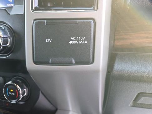 Used 2020 Ford F150 Lariat image 25