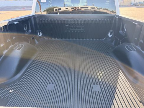 Used 2019 Ford F250 XLT AWD/4WD image 5