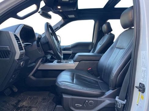 Used 2018 Ford F150 Lariat w/ Equipment Group 502A Luxury image 8