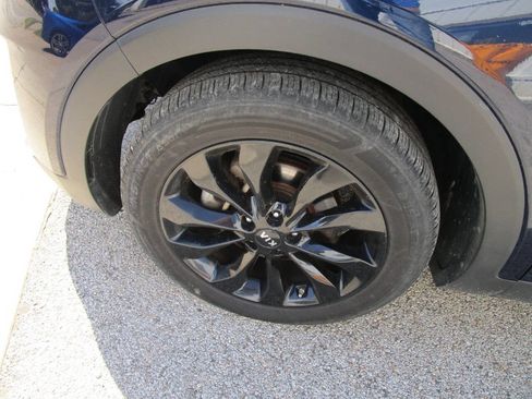 Used 2019 Kia Sorento S AWD/4WD image 19