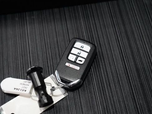 Used 2022 Honda Pilot Touring image 42