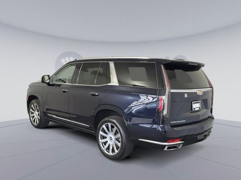 Used 2021 Cadillac Escalade Premium Luxury Platinum w/ Heavy-Duty Trailer Package image 4