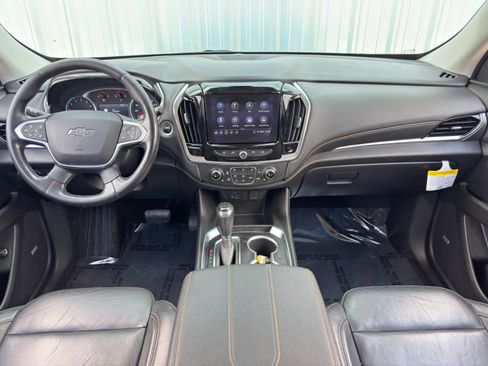 Used 2020 Chevrolet Traverse RS image 11