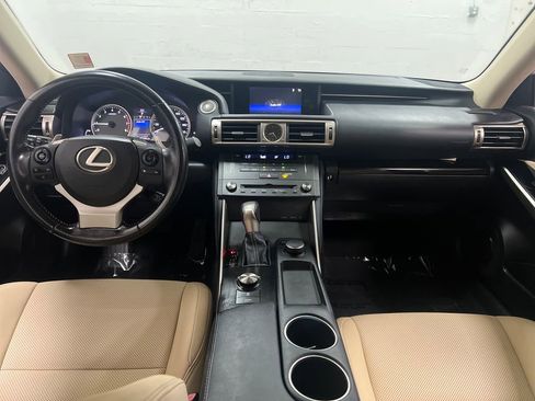 Used 2016 Lexus IS 200t RWD image 13
