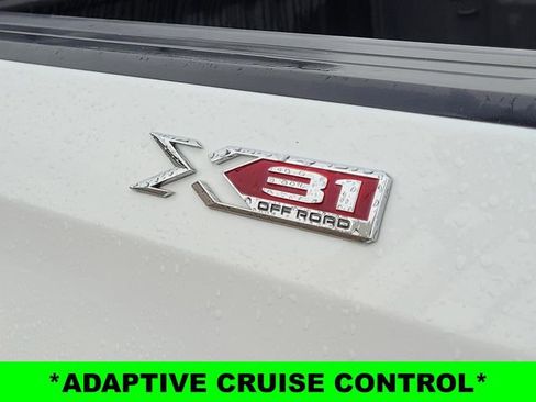 Used 2021 GMC Sierra 1500 SLT AWD/4WD image 10