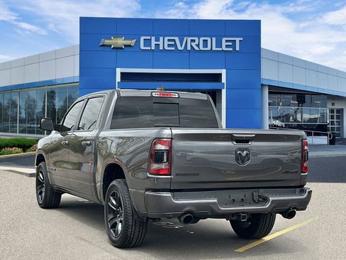 Used 2021 RAM 1500 Big Horn AWD/4WD image 3