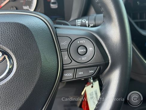 Used 2022 Toyota Corolla SE w/ Carpet Mat Package (TMS) image 18