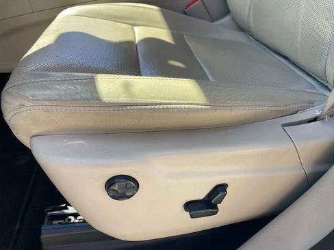 Used 2020 Jeep Grand Cherokee Limited w/ Luxury Group II image 5