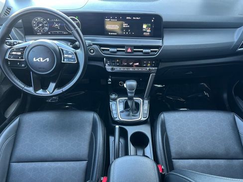 Used 2024 Kia Seltos EX AWD/4WD image 13