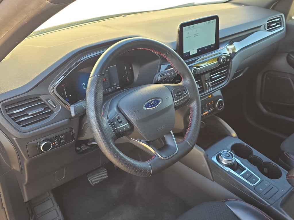 Used 2025 Ford Escape ST-Line FWD image 14