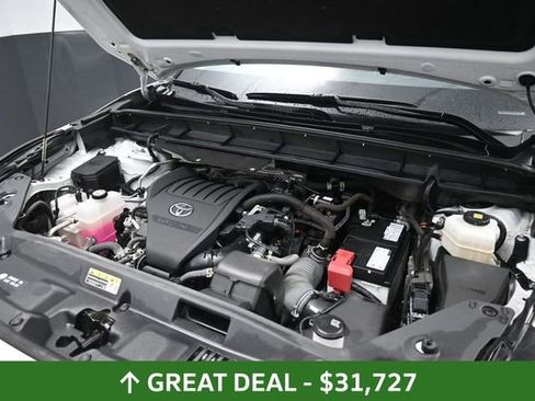 Used 2023 Toyota Highlander XLE FWD image 13