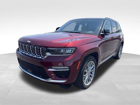 Used 2025 Jeep Grand Cherokee Summit AWD/4WD image 8