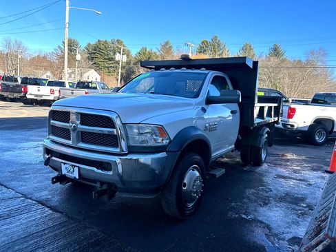 Used 2016 RAM 5500 Tradesman w/ Power & Remote Entry Group image 5