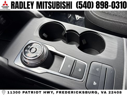Used 2025 Ford Escape Active AWD/4WD image 11