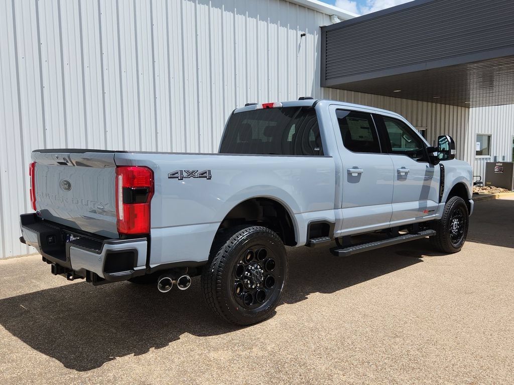 New 2026 Ford F250 Lariat w/ Black Appearance Package AWD/4WD image 22