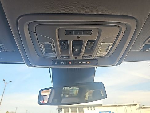 Certified 2022 GMC Sierra 1500 Denali image 24