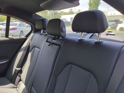 Used 2021 BMW 330e image 30