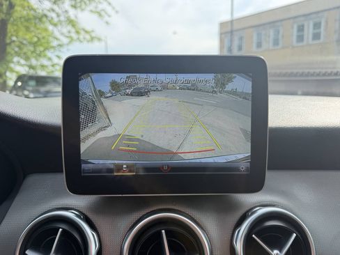 Used 2020 Mercedes-Benz GLA 250 image 31