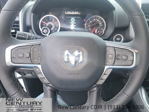 New 2026 RAM 1500 Big Horn AWD/4WD image 11