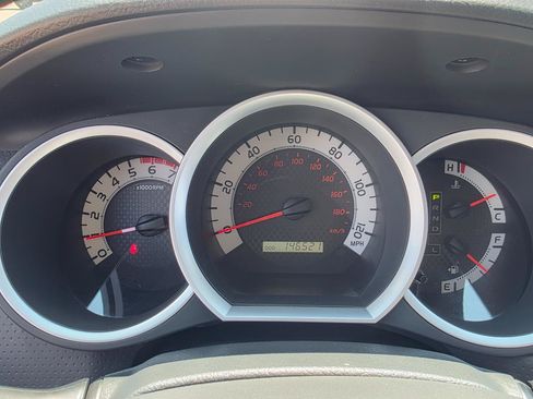 Used 2013 Toyota Tacoma 4x4 Double Cab w/ SR5 Pkg image 5