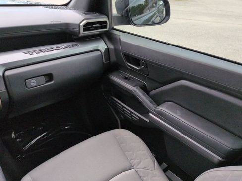 Used 2026 Toyota Tacoma SR5 RWD image 16