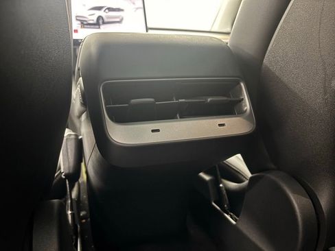 Used 2023 Tesla Model Y Long Range image 13