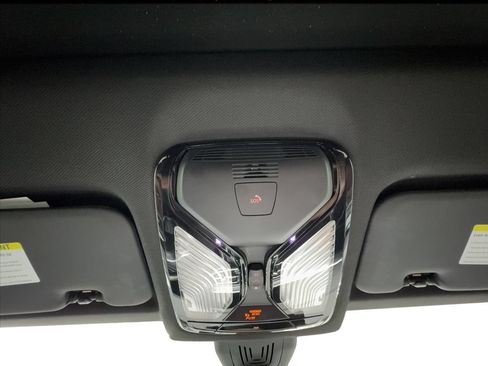 Used 2023 BMW X6 xDrive40i w/ M Sport Package AWD/4WD image 55