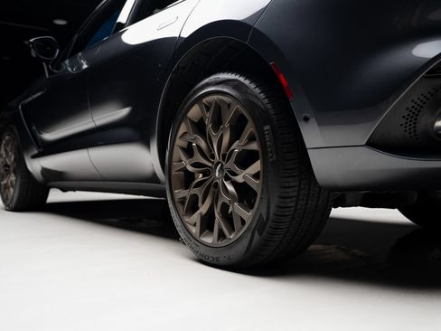 Used 2023 Aston Martin DBX AWD/4WD image 74