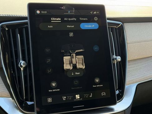 New 2026 Volvo XC90 B6 Plus w/ Protection Package Premier image 5