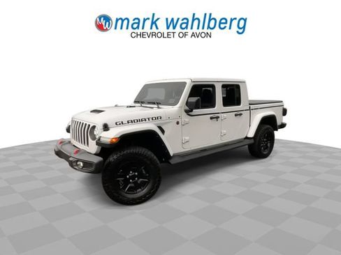 Used 2023 Jeep Gladiator Mojave w/ LED Lighting Group AWD/4WD image 4