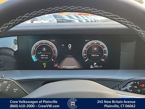 New 2026 Volkswagen Tiguan SE image 30