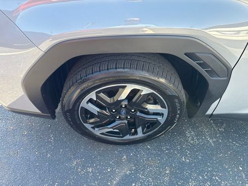 Certified 2025 Subaru Forester Limited AWD/4WD image 7