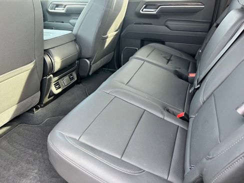 Used 2026 GMC Sierra 1500 SLT image 13