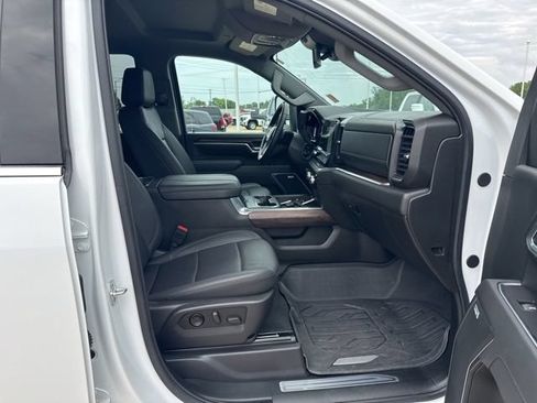 Used 2025 GMC Sierra 2500 SLT AWD/4WD image 27