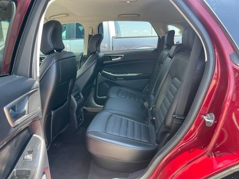 Used 2017 Ford Edge SEL w/ Equipment Group 201A AWD/4WD image 11