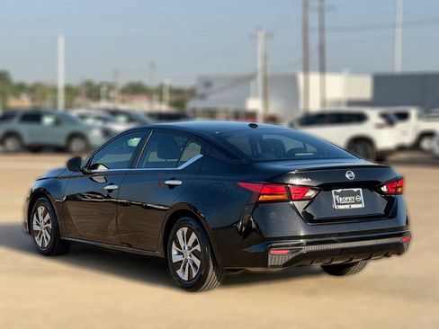 Used 2020 Nissan Altima 2.5 S FWD image 7