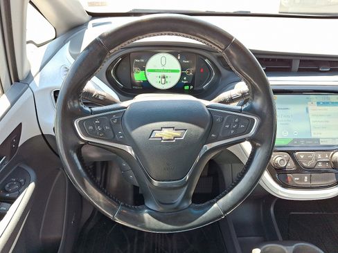 Used 2020 Chevrolet Bolt Premier w/ Infotainment Package FWD image 20