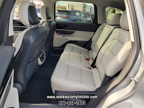 New 2026 Lincoln Nautilus Reserve image 6