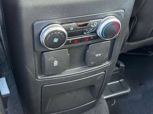 Used 2023 Ford Explorer Limited AWD/4WD image 15