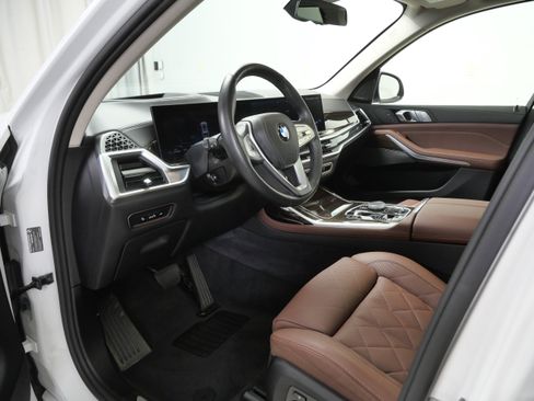 Used 2026 BMW X7 xDrive40i AWD/4WD image 14